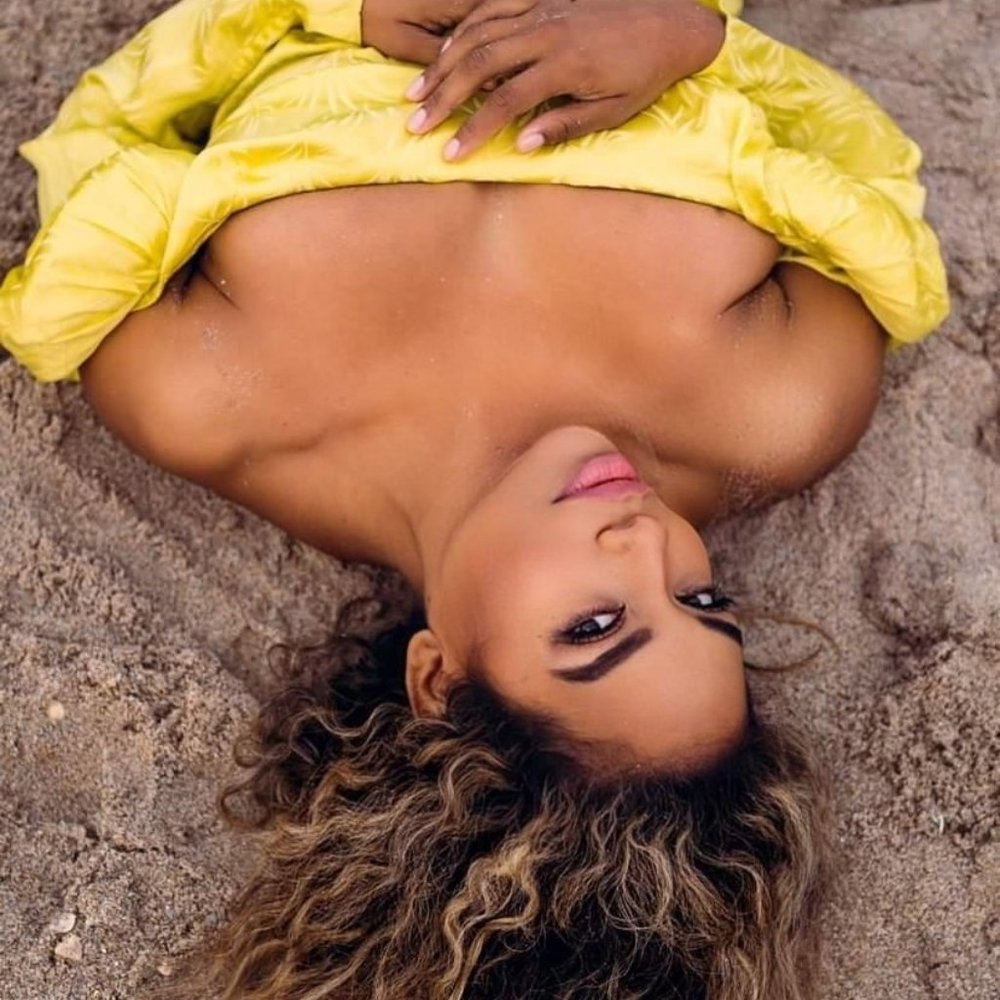 Meet your Posher, Johana